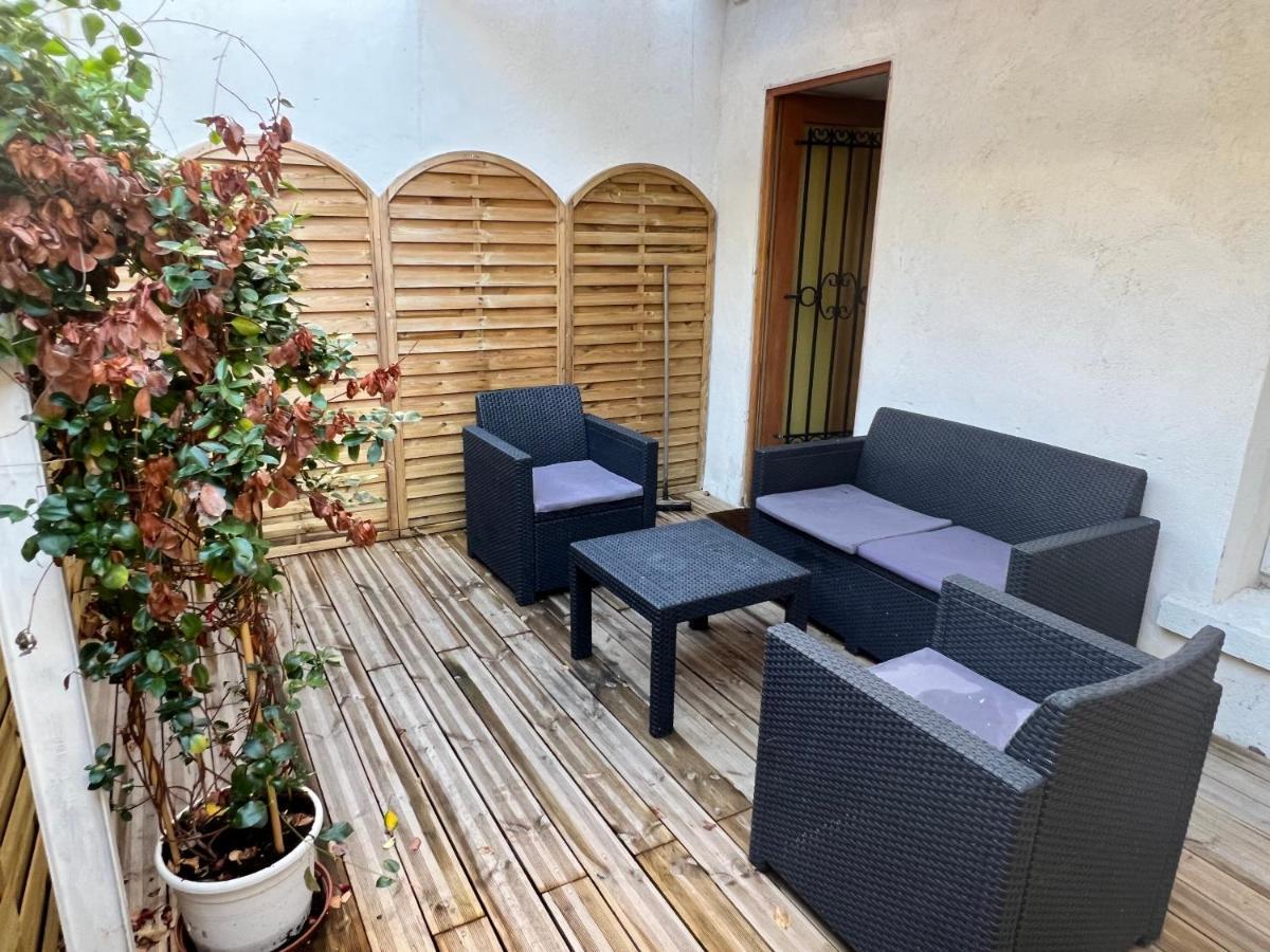 Studio Neuf Climatise Avec Terrasse #4 ตูลง ภายนอก รูปภาพ
